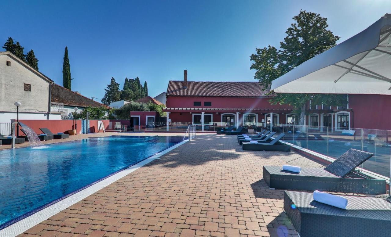 Donat Hotel 4*