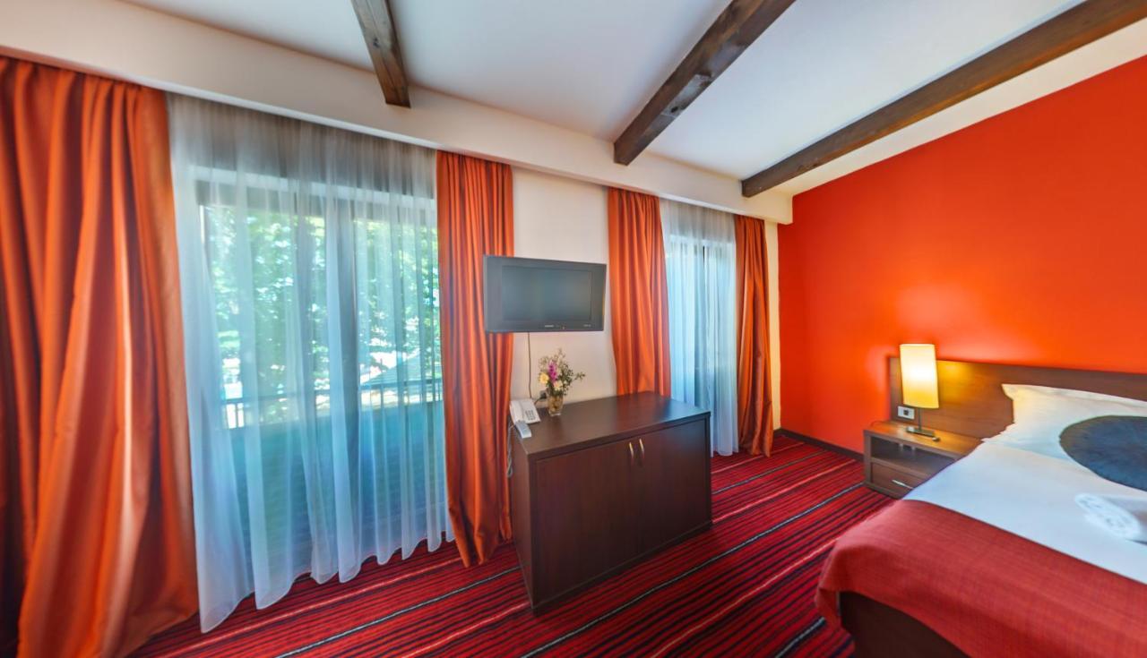Hotel Donat